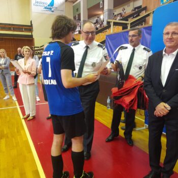 II turniej w siatkówkę na hali Mosir w TArnobrzegu